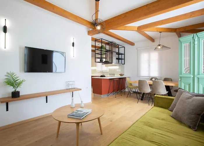 Angestrale Wood Apartment