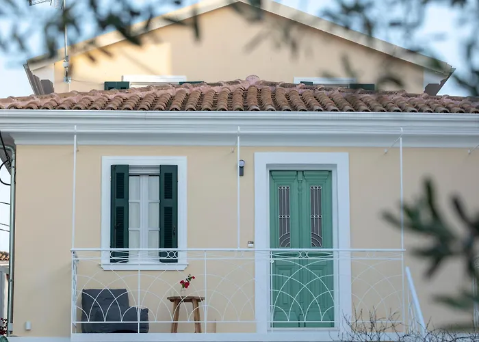 Angestrale Wood Lefkáda