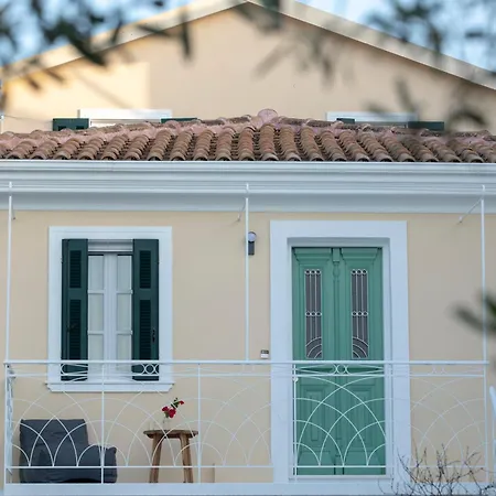 Angestrale Wood Lefkáda